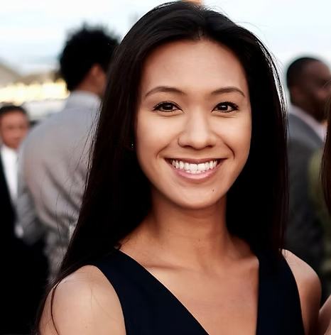 lynn tran headshot